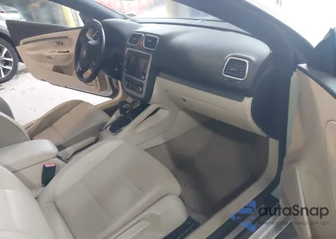 2010 Volkswagen Eos Komfort из США, поврежденный, VIN WVWBA7AH6AV019921